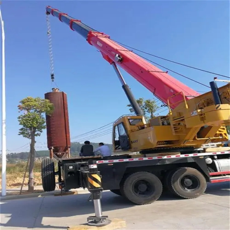 寒亭专业吊车租赁多少钱