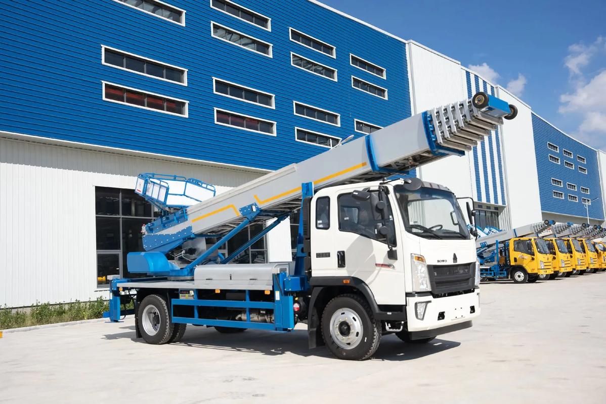 寒亭出租云梯车高空作业车 建筑垃圾搬运